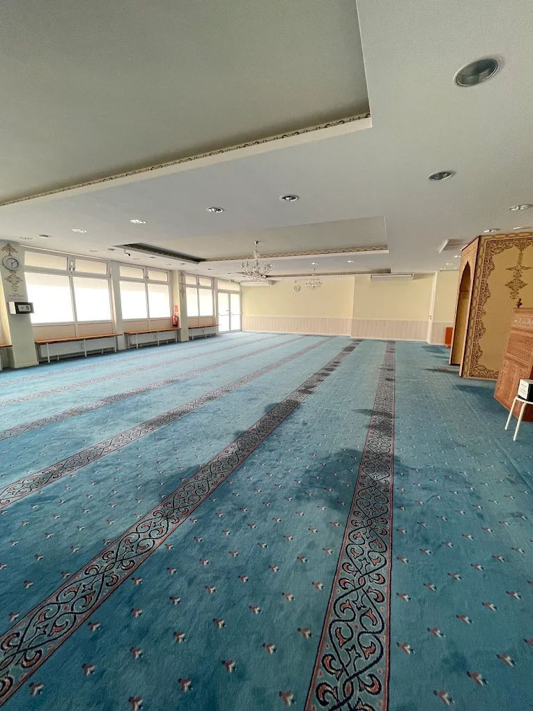 omar-moschee-muenchen-1.webp